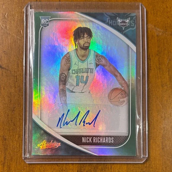 2020-21 Panini - Absolute Memorabilia Nick Richards Auto Rookie Card - Picture 1 of 2